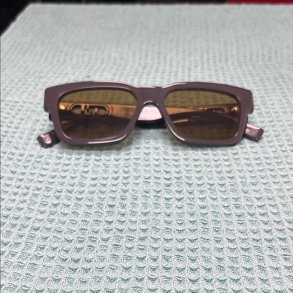 Fendi O’lock Gray Sunglasses with Brown Lenses